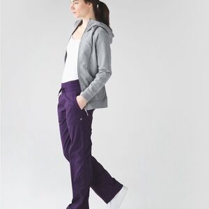 Lululemon Athletica Dance Studio Pant III size 8 Long Tall Purple